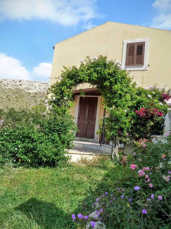 Agriturismo Timpa Del Sole Villa Noto Exteriör bild